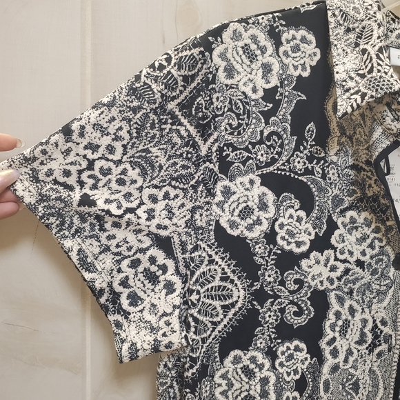 NWT Avenue Dress B&W Short Sleeve, Button, Collar Size 14/16 - Picture 8 of 16